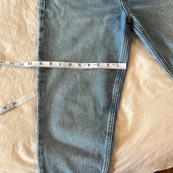 Agolde Riley High Rise Crop Jean - Picture 8 of 10